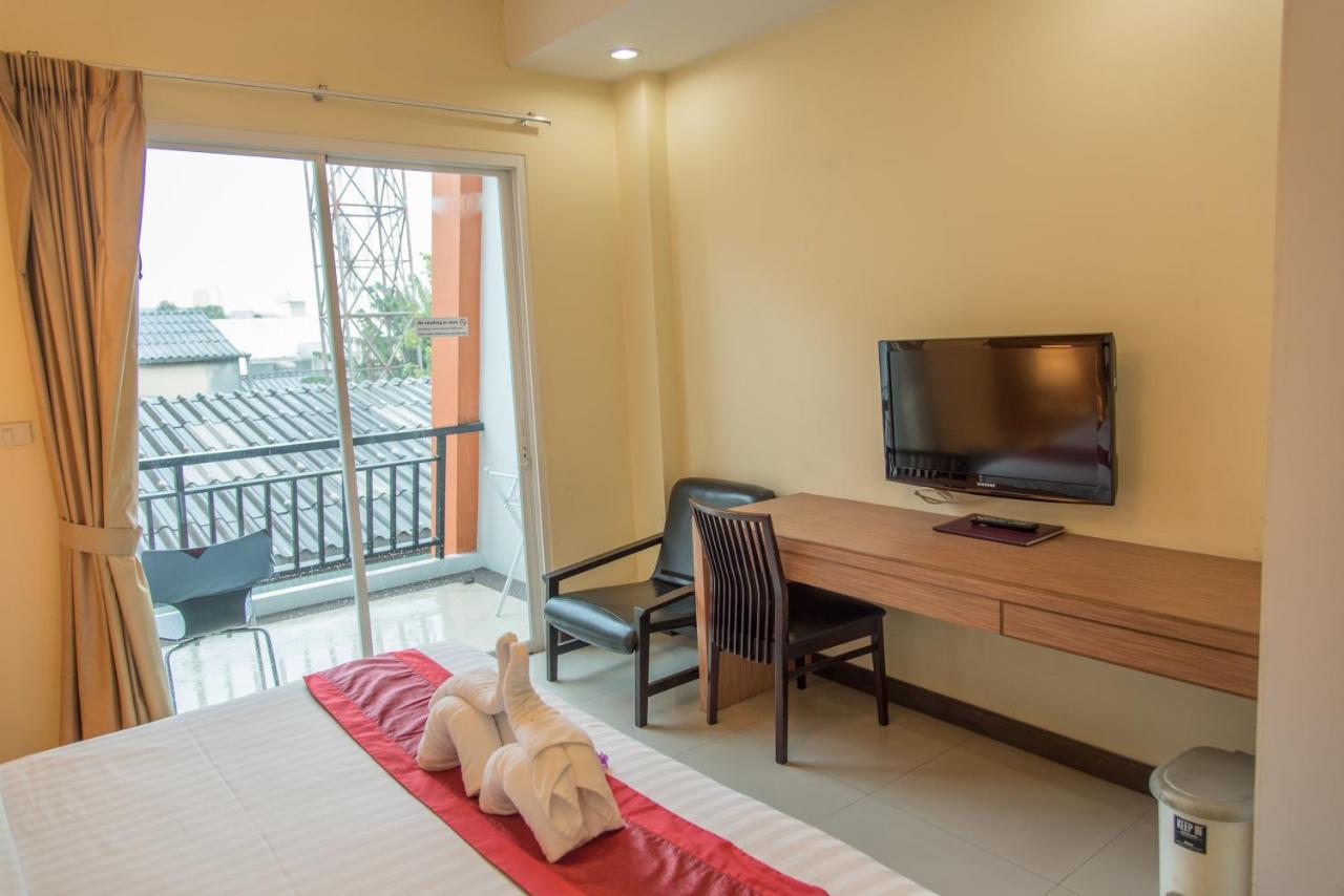 Jula Place Hotel Chalong Exterior foto