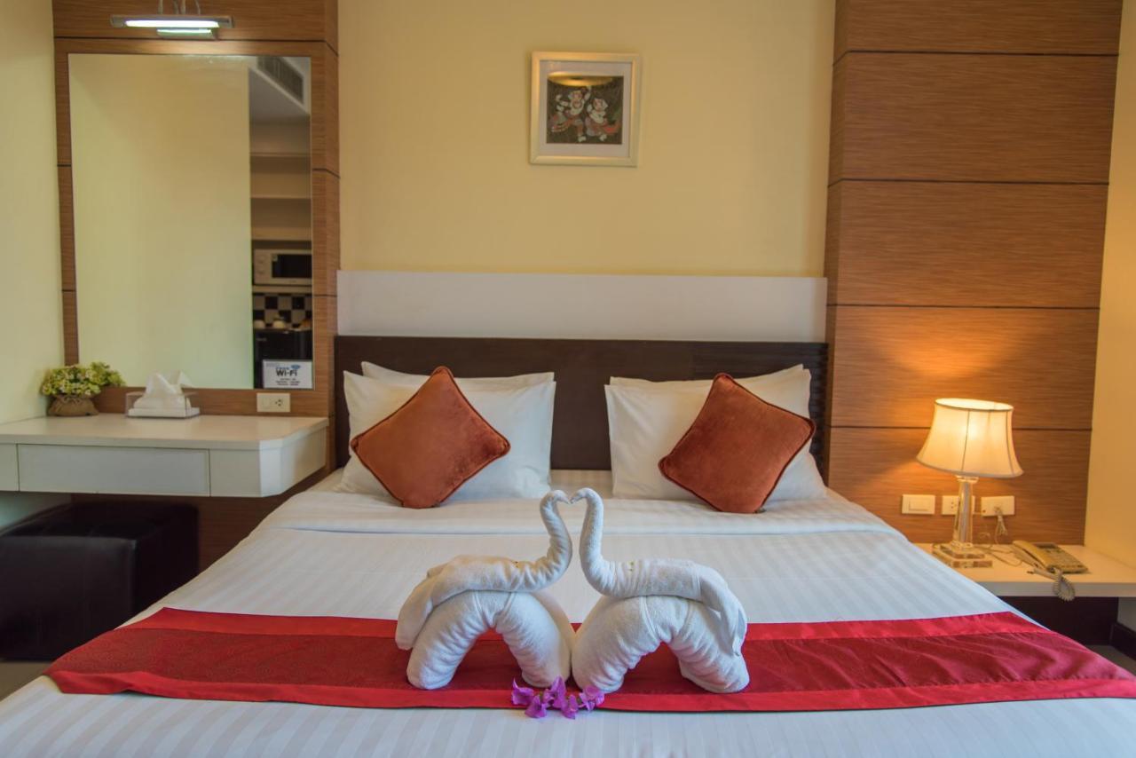 Jula Place Hotel Chalong Exterior foto